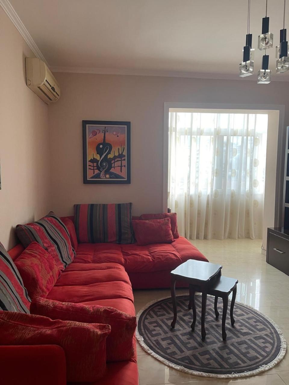 Toptani Center Apartament *